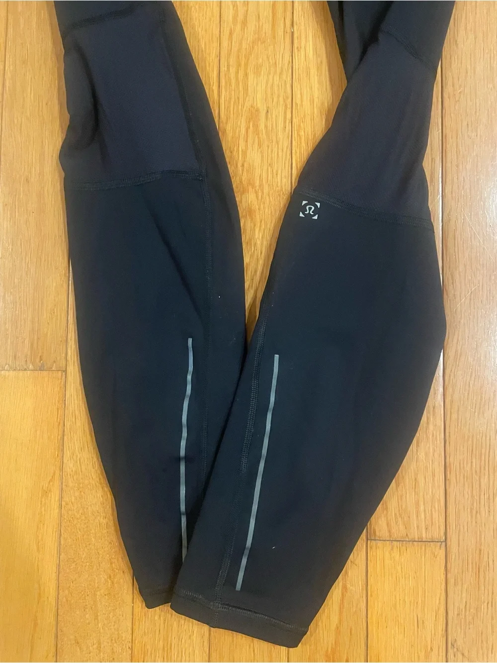 NWOT -Lululemon Men’s Surge Light 3/4 Tight 25’´ Black Reflective Accent Size L - Picture 10 of 14